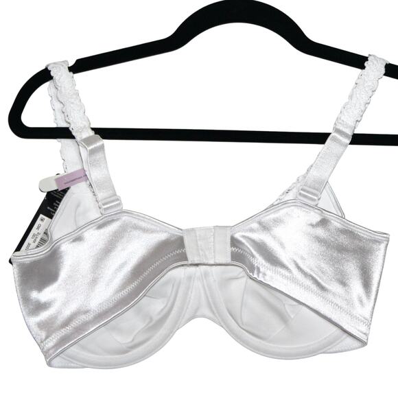 Bali Intimates White Bra w Lace 36D NWT - Picture 2 of 3
